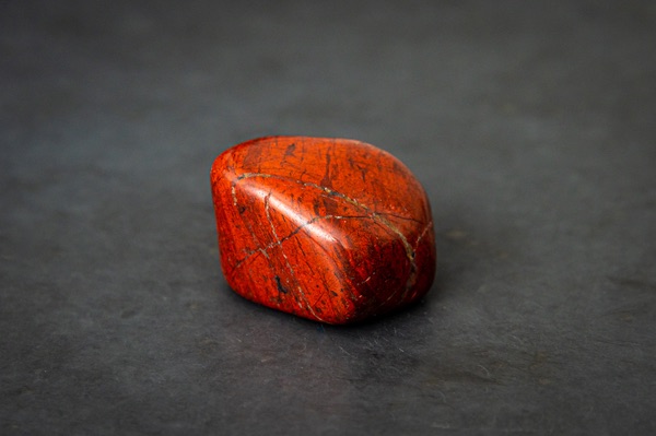 Red Jasper 101: Meaning, Properties, Uses & Benefits